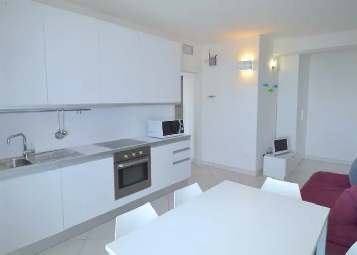 Апартаменты Kimberly House *